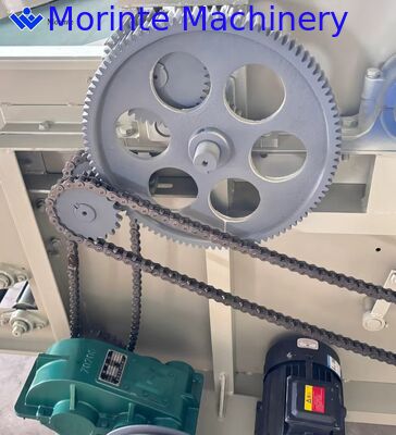 Fabric opening and recycling machine